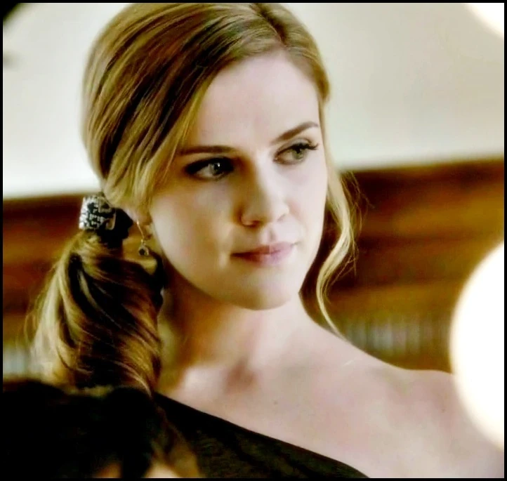 Jenna Sommers VampireDiariesSuper Wiki FANDOM powered by Wikia