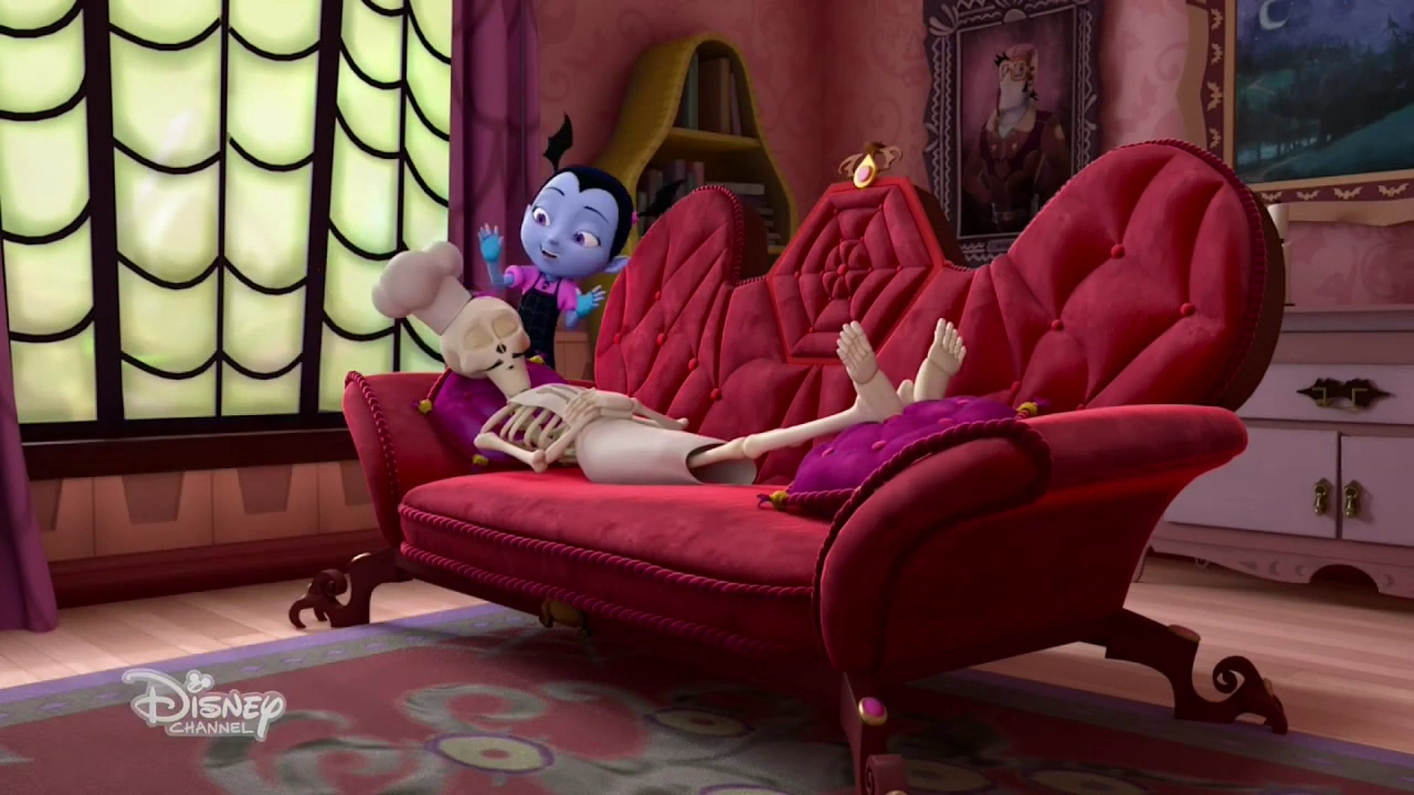 vampirina couch