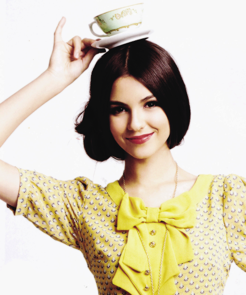 image tumblr mh1nlcc0to1reyn81o1 500 png victoria justice wiki