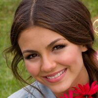 Victoria Justice Victoriapedia Wiki Fandom