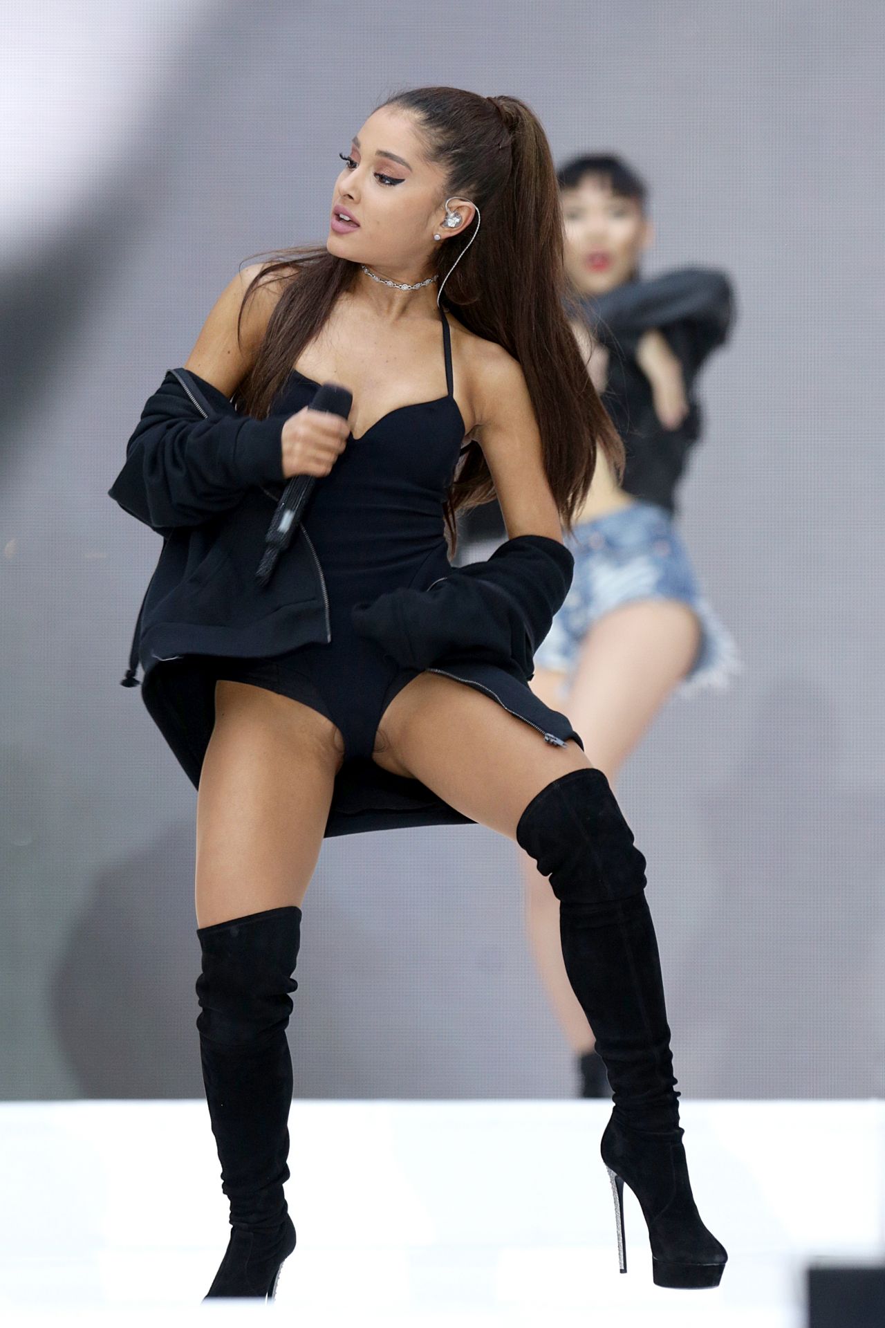 Image Ariana Grande 2015 Capital Fm Summertime Ball In London 5