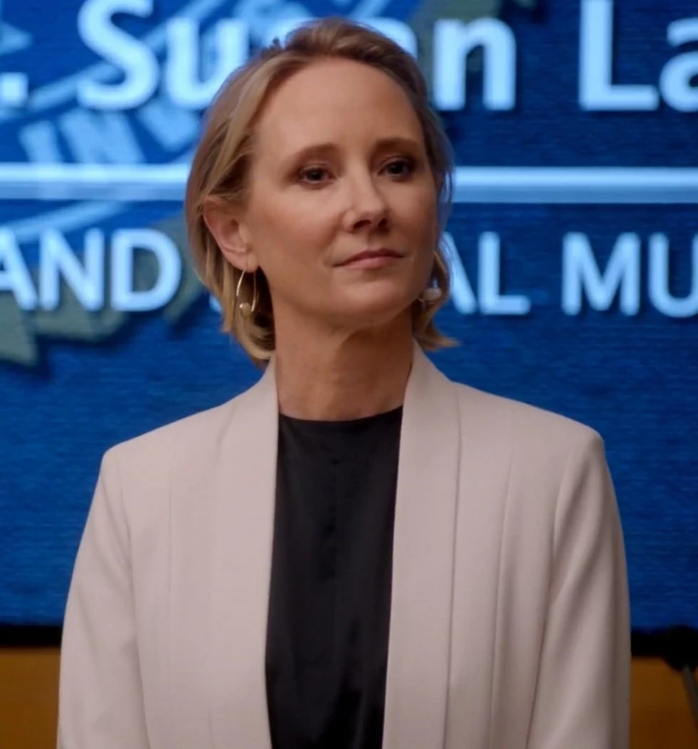 Dr. Susan Langdon Villainess Wikia Fandom