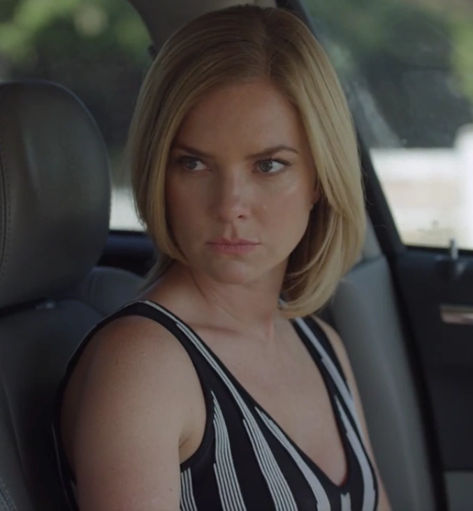 Maddie Sawyer (The Wrong Stepmother) Villainous Beauties Wiki Fandom