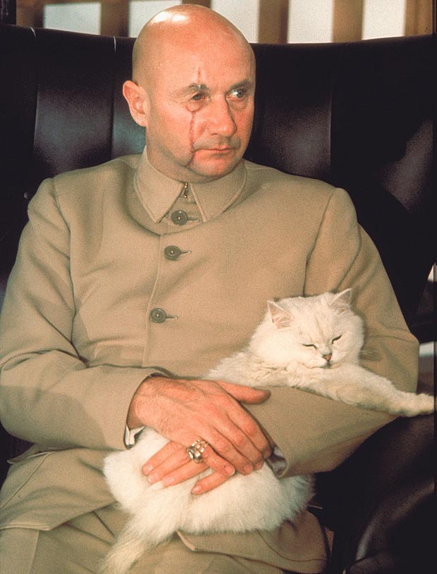 Ernst Stavro Blofeld Villains Wiki FANDOM powered by Wikia