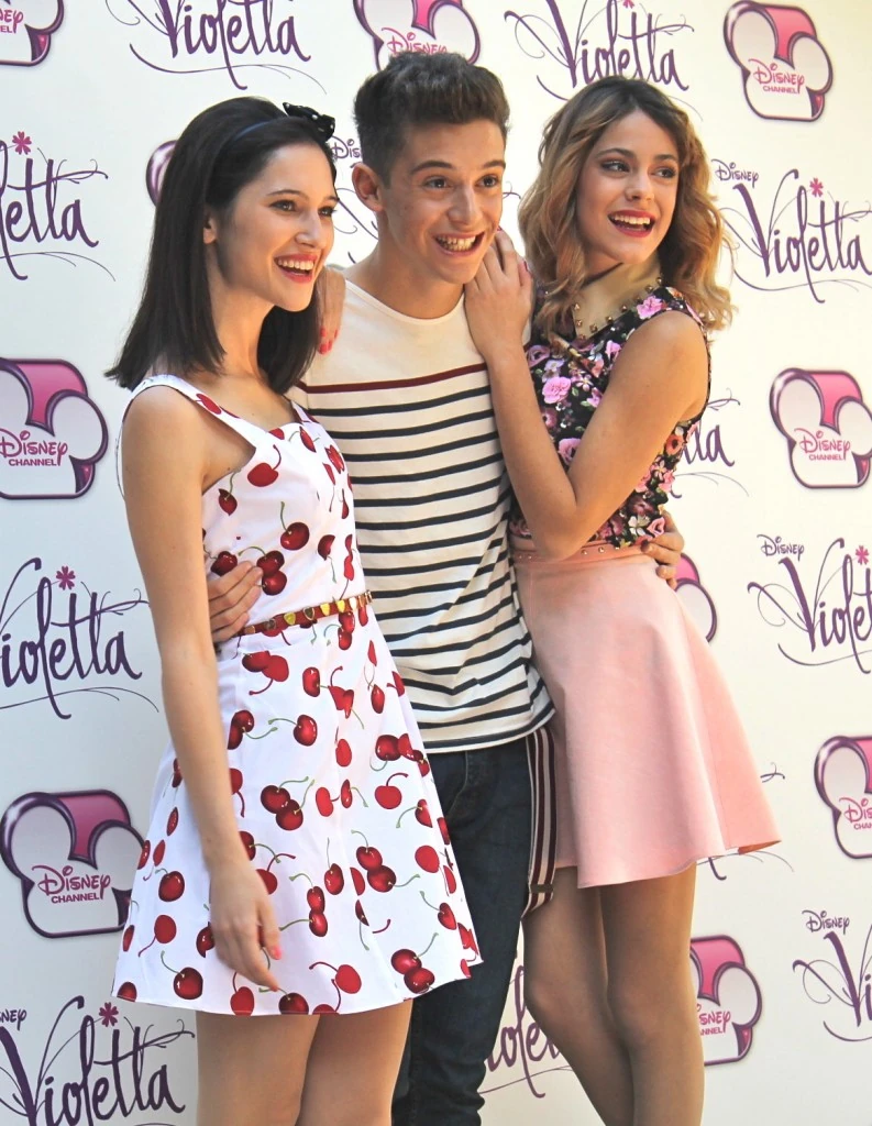 Violetta Deutschland WikiMagazin/Ausgabe 03 Violetta Deutschland