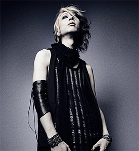 Karyu				Fan Feed