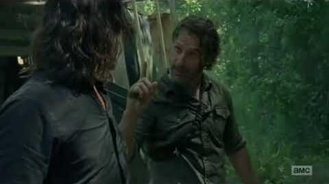 The Walking Dead 8x05 Daryl & Rick Fight