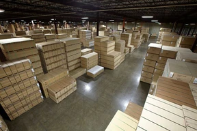 Warehouse Service 5 Warehouse Service 5