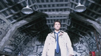Castiel shows his wings Castiel shows his wings