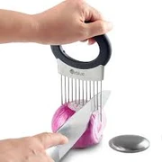 Onion cutter