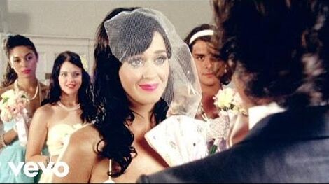 Katy Perry - Hot N Cold-0