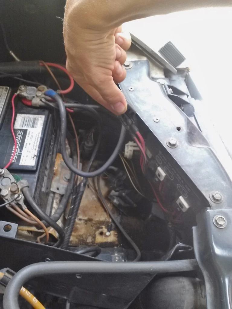 Radiator fan strip fuses VW Eurovan Wiki FANDOM powered by Wikia