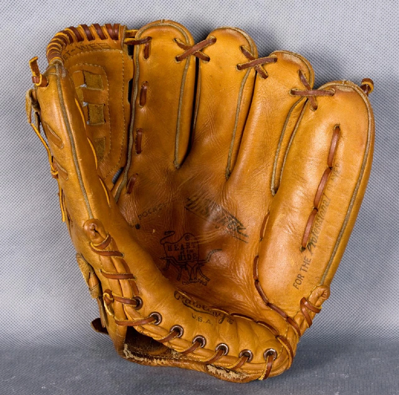 pitcher's mitt