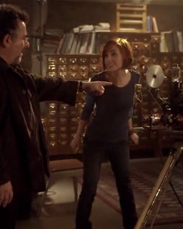 Claudia Donovan S Hologram Projector Warehouse 13 Wiki Fandom