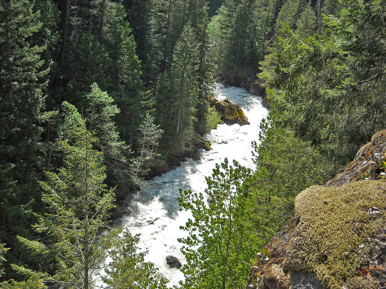 Lower river. Нуксак. The lower River.