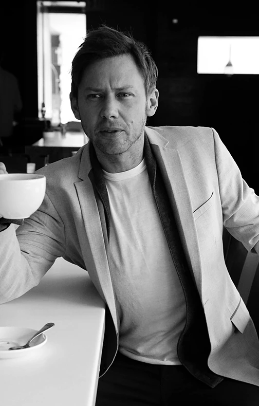 Jimmi Simpson | Westworld Wiki | FANDOM powered by Wikia