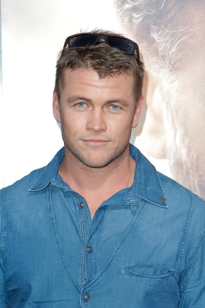 ¿Cuánto mide Luke Hemsworth? - Altura - Real height Latest?cb=20161010071227