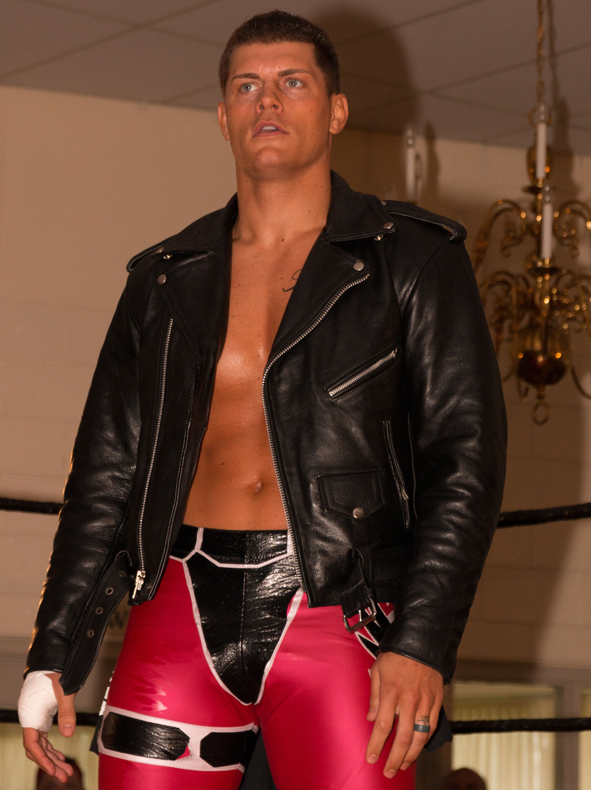 wwe wrestler cody rhodes