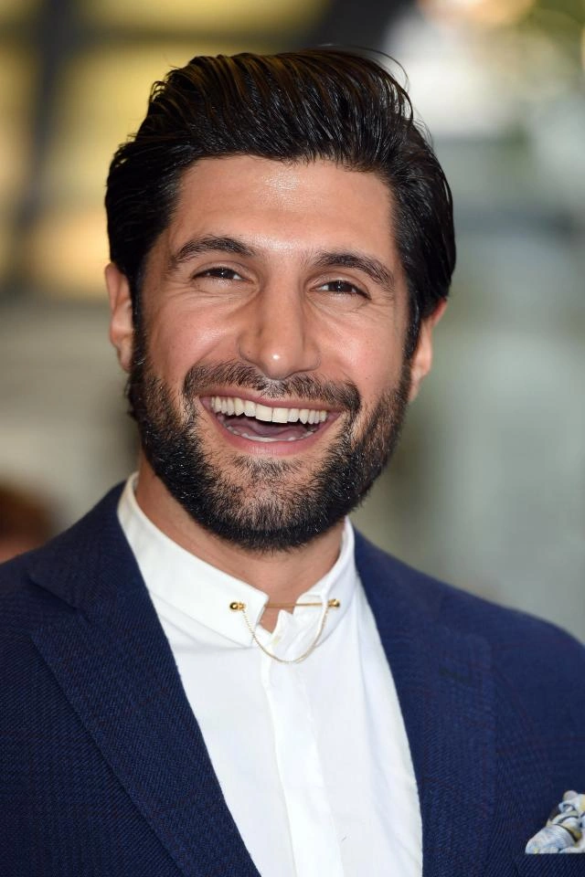 Kayvan Novak What We Do In The Shadows Wiki Fandom