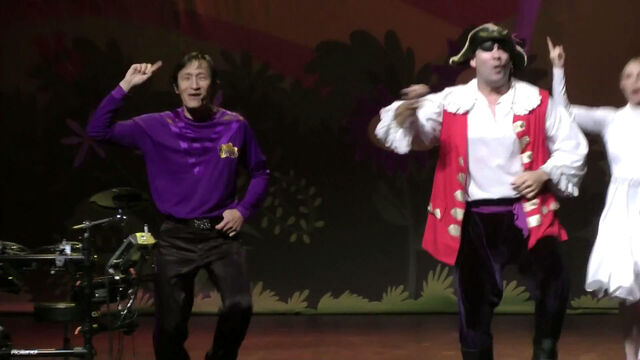 File:JeffandCaptainFeatherswordinCelebration!DeletedScene.jpg