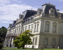Palace of Pisona
