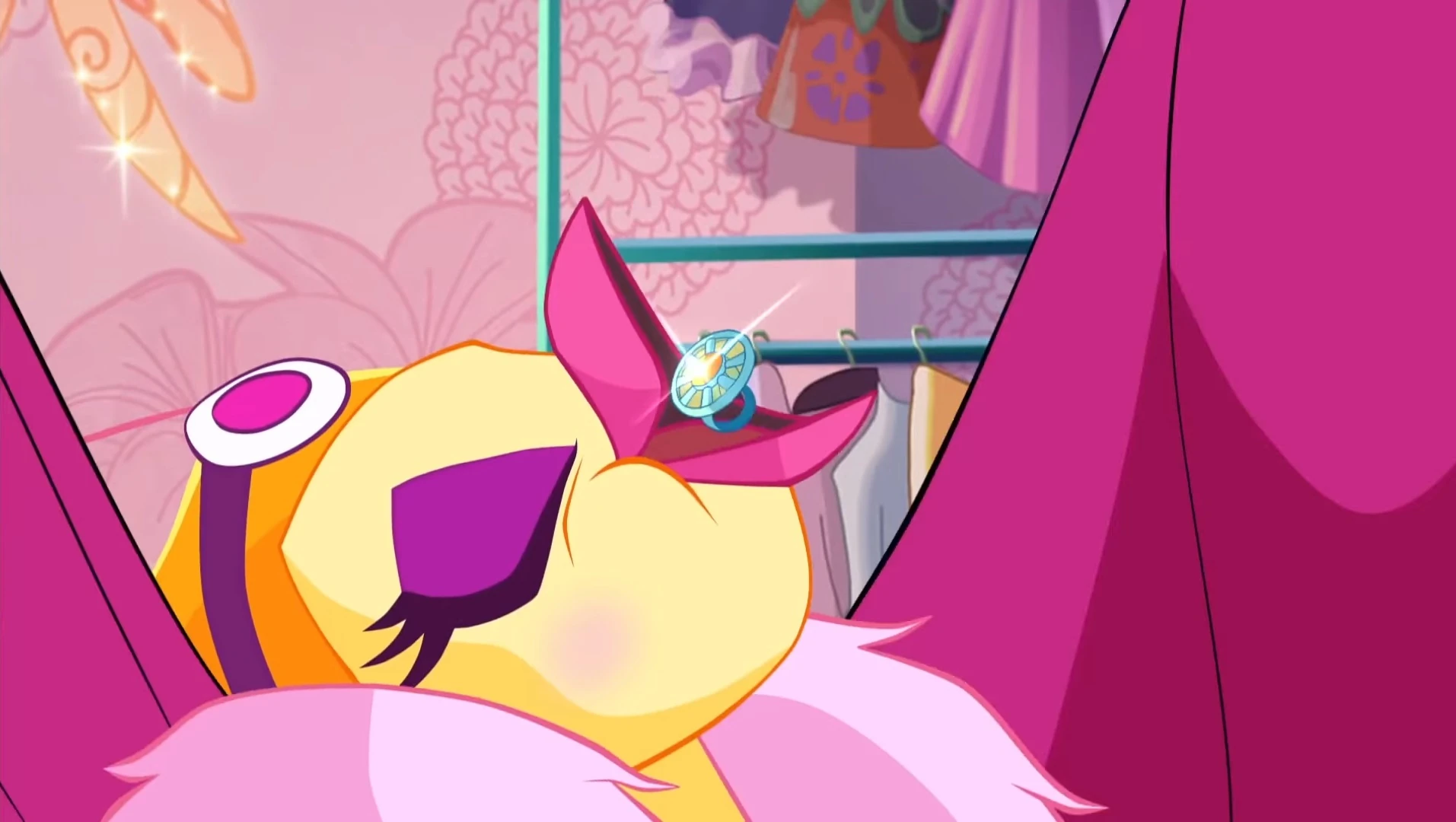 где сережка стеллы