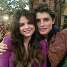The Wizards Return Alex Vs Alex Wizards Of Waverly Place Wiki