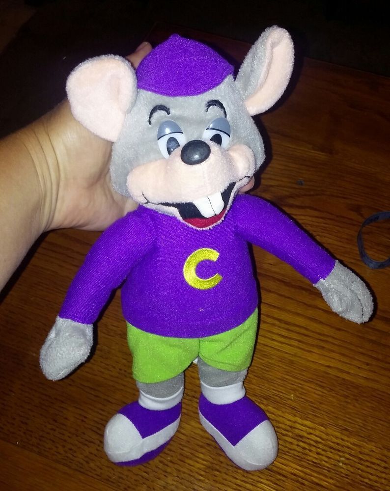 chuck e cheese stuffed animal