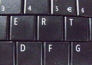 Qwerty R