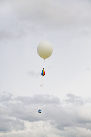 File:Weather Balloon-71.jpg