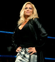 Heel Trish Stratus