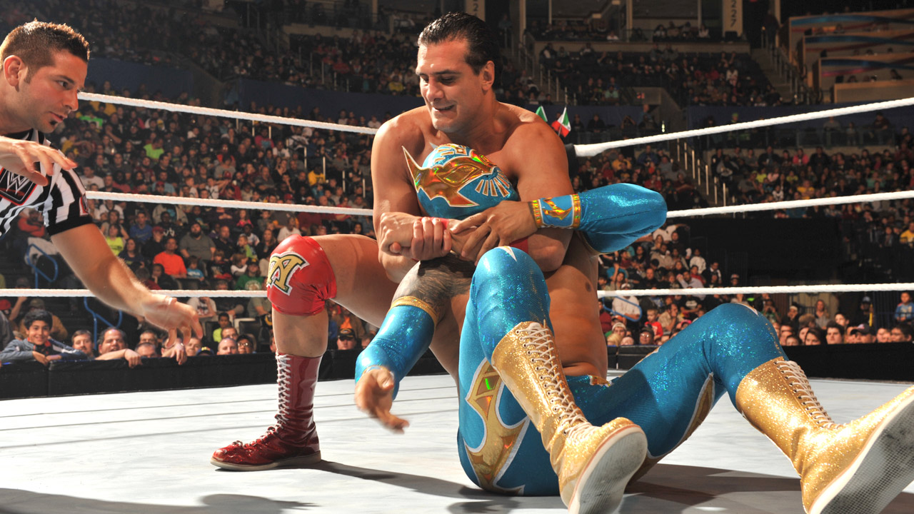 Sin v. Альберто дель Рио и Джон сина. Alberto del Rio in Mask. Alberto del Rio this Sincara Paint. Alberto del Rio this Sincara Painting picture.