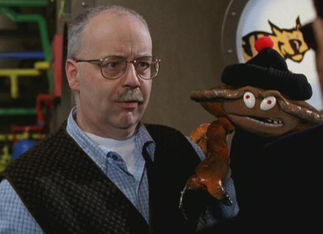 File:Wayne&ClarenceTheCrab.jpg
