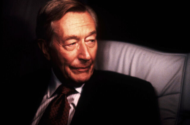 File:1998 Well-Manicured Man Fight the Future.jpg