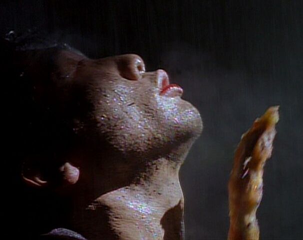 File:Silicon Based Lifeform Bursting Out of Neck.jpg