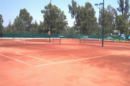 Toprak kort