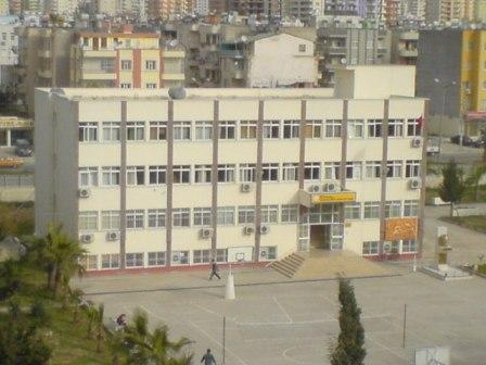 Okul yukarıdan
