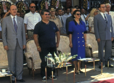 Kavaklıdere 1991 26-.özal.ec.saygı duruşu