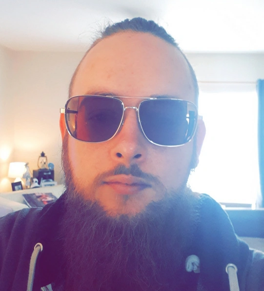 SteveavoidingblindnessSquare