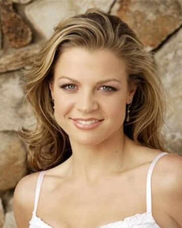 Stephanie Lemelin Young Justice Wiki Fandom