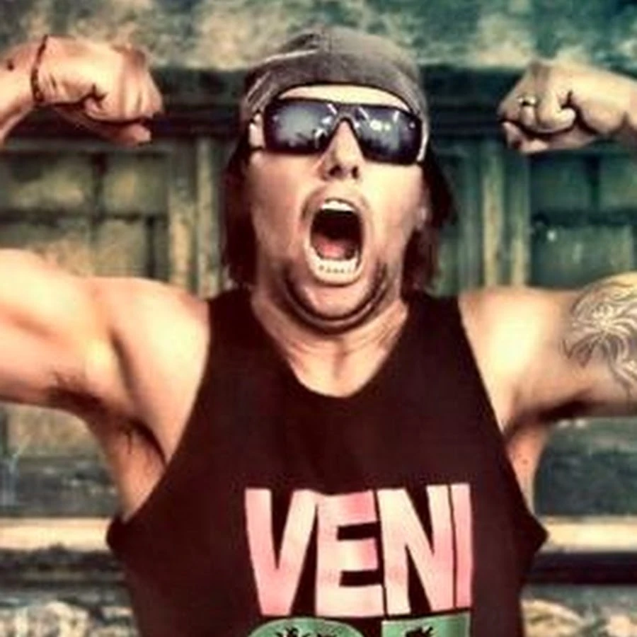 Shay Carl | Wikitubia | FANDOM powered by Wikia