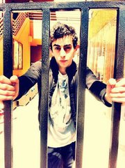 Tumblr lx8oi5R5201r88uvyo1 250