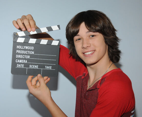 Plik:LeoHoward.jpg