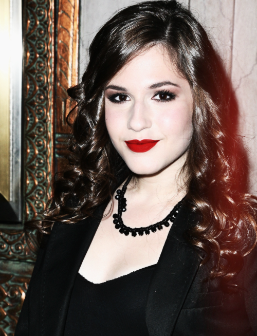 Image Erin Sanders 6 Png Zoey 101 Wiki Fandom Powered By Wikia